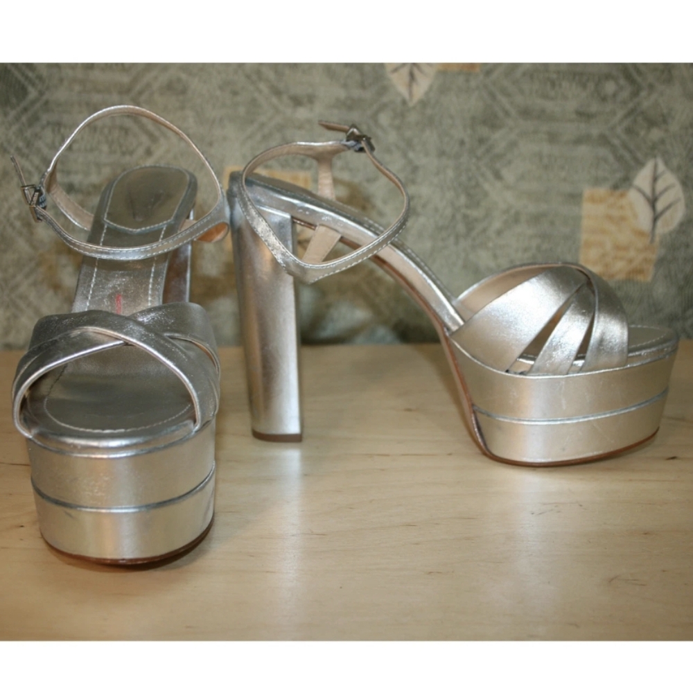 HOT! Schutz Keefa High Platform Heels In Silver Leather Sz 11 Wedding Formal - Picture 9 of 13